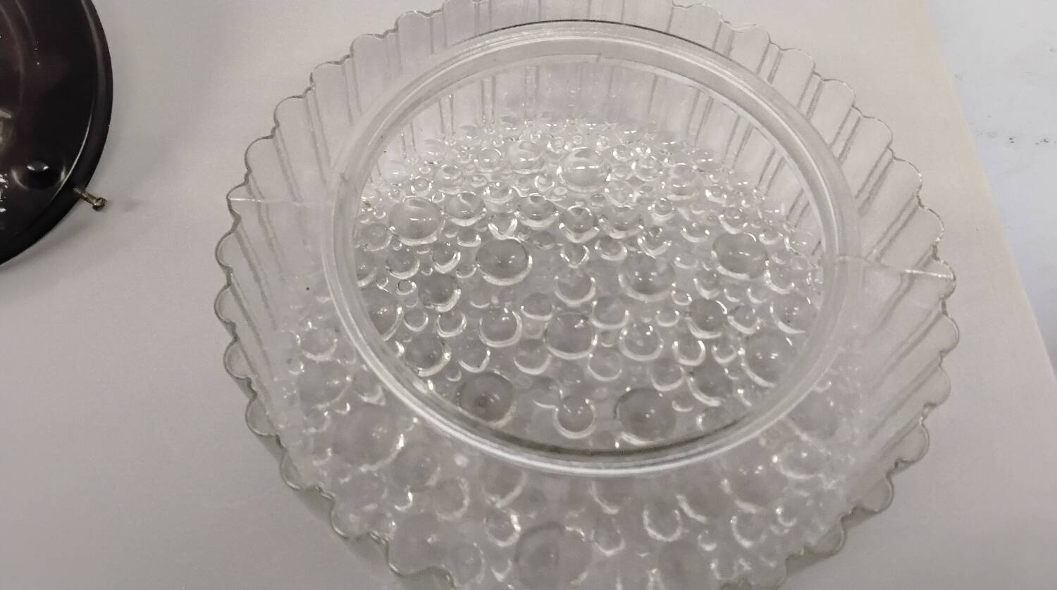 Bubble glass ceiling/wall light