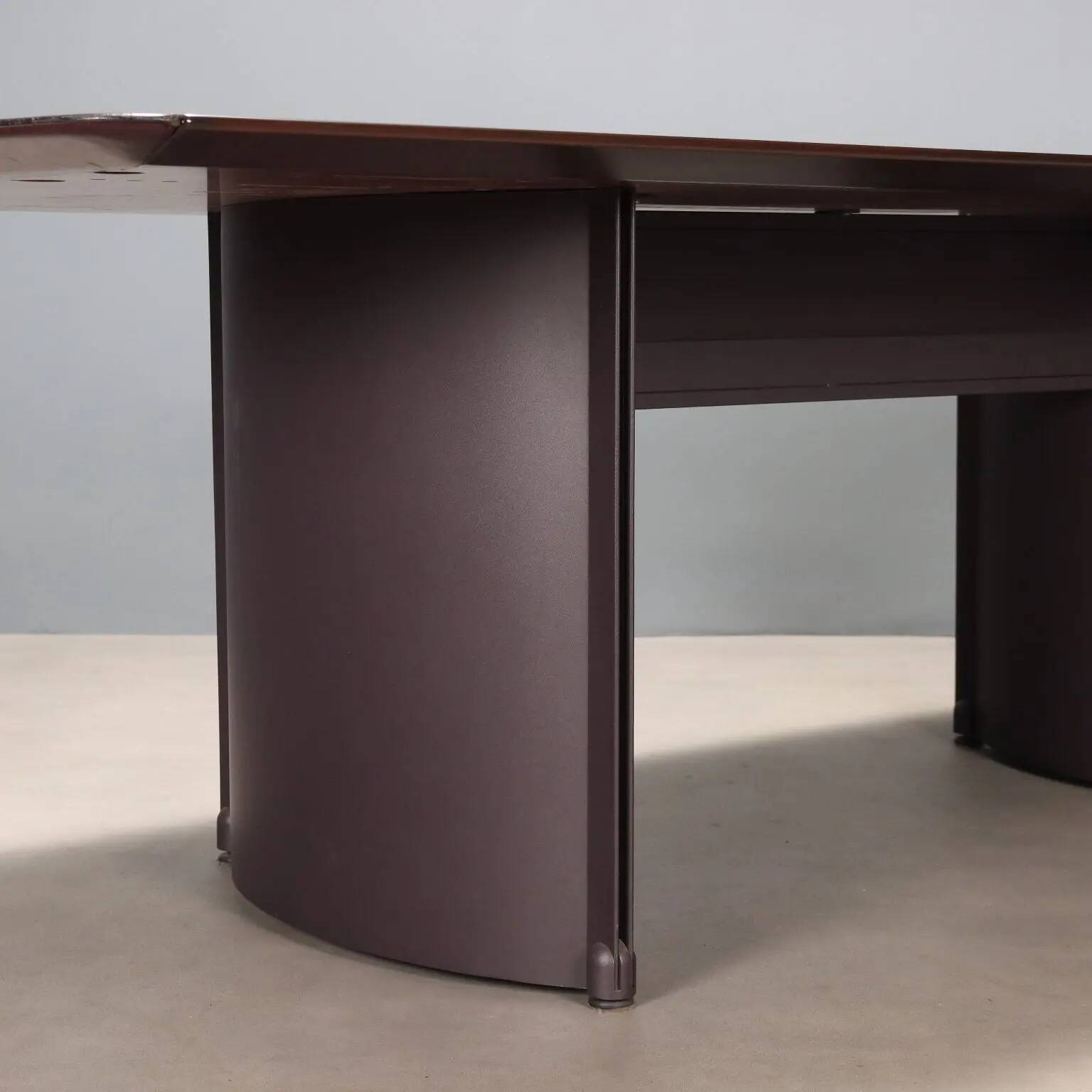 Table de bureau vintage en placage de loupe, design, Italie, années 1980