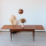 Vintage teak dining table – extendable Scandinavian design