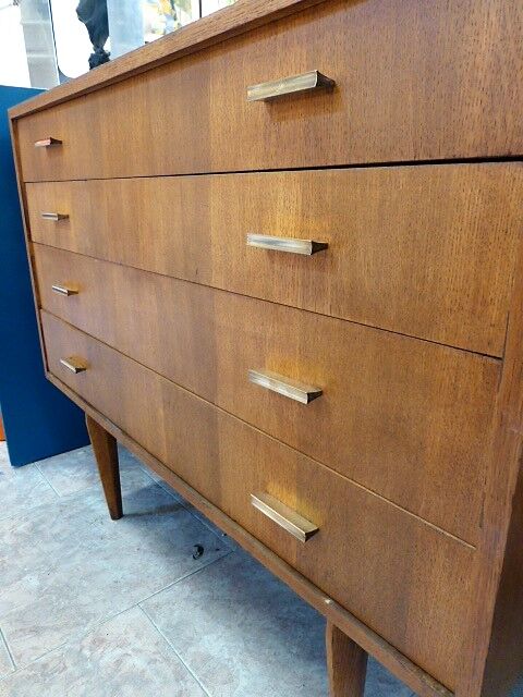 Modernist drawers 4 drawers and brass handles. 1960