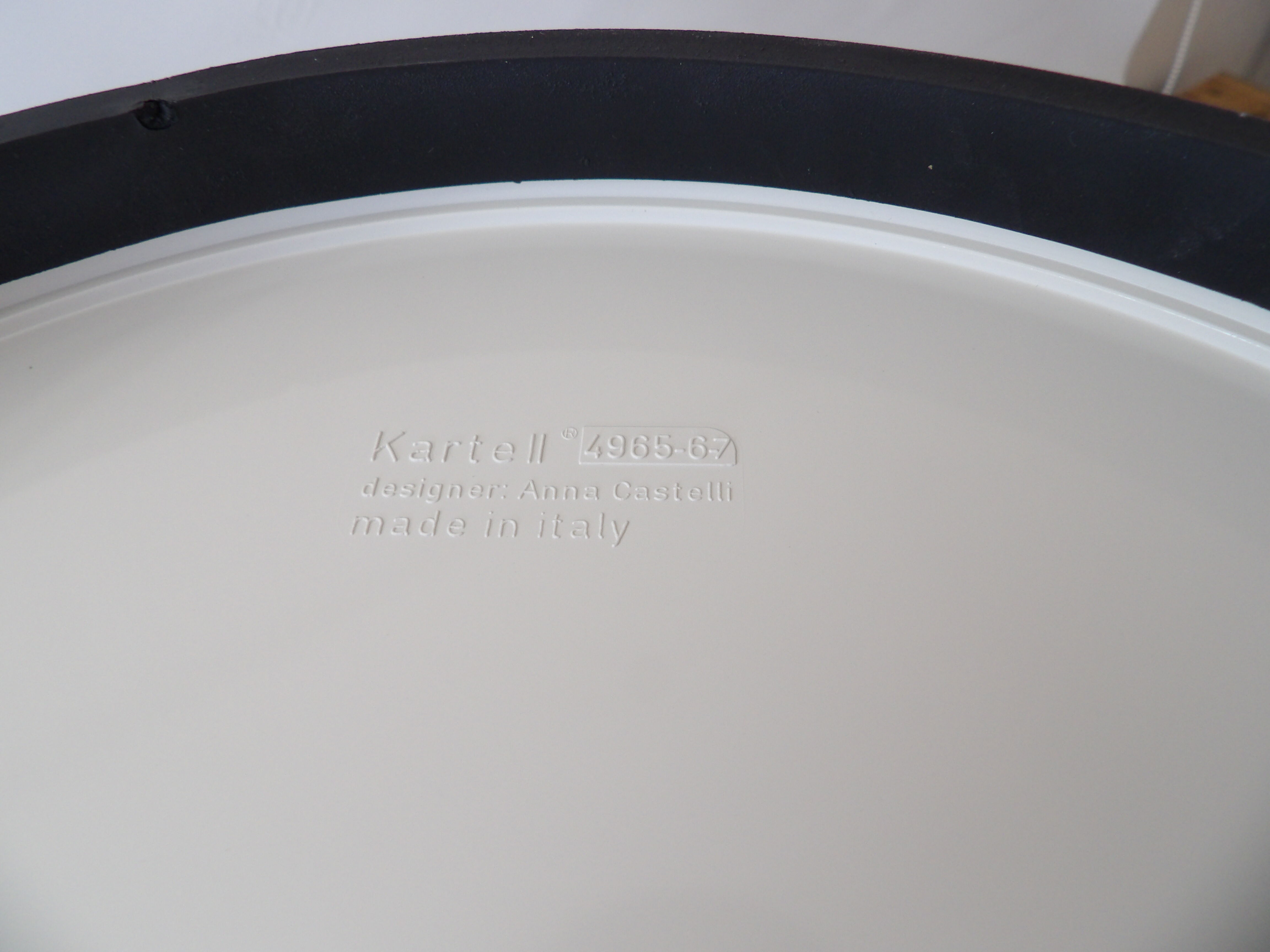 Componibili Kartell side table by Anna Castelli