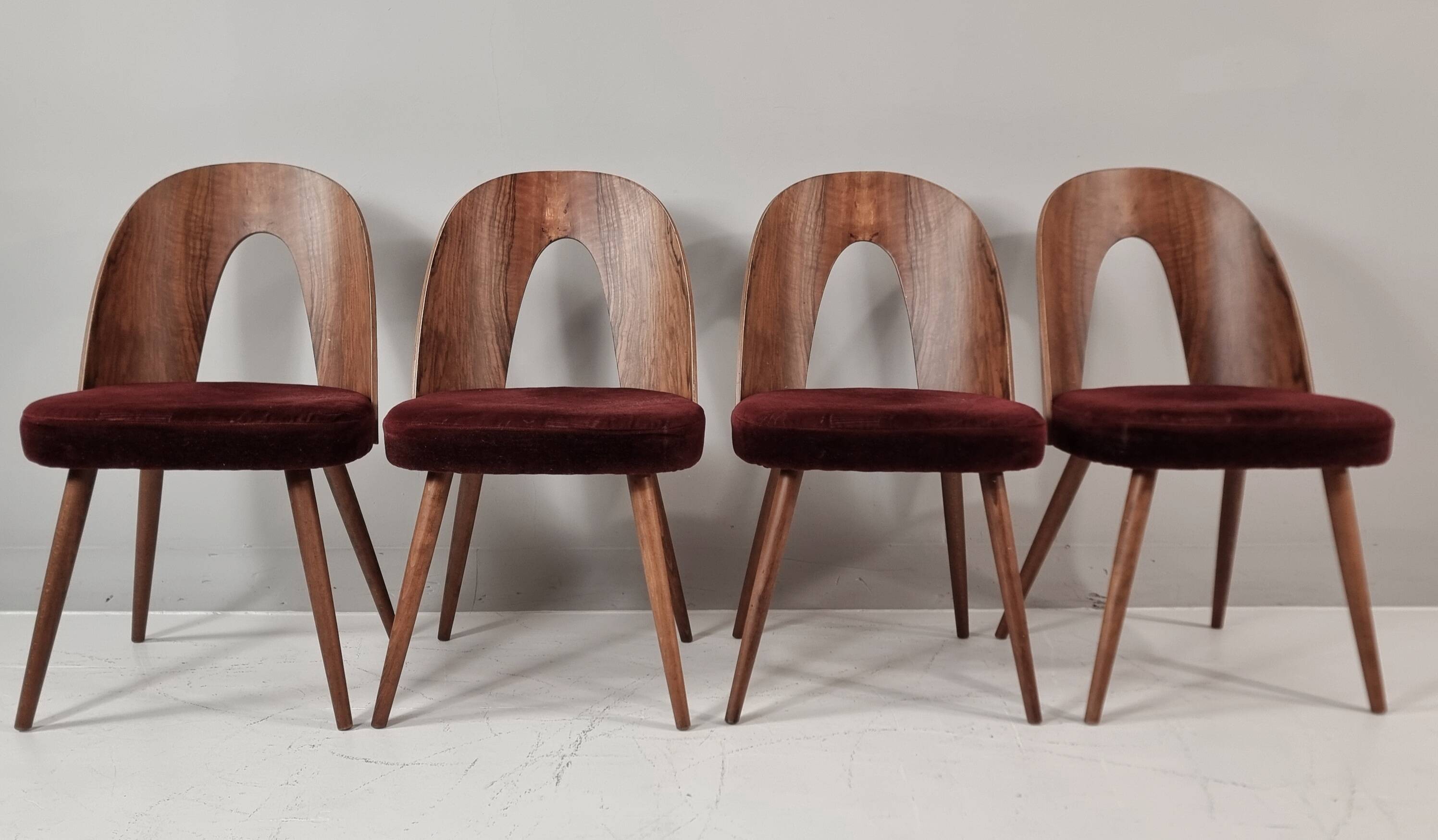 Vintage chairs by Antonin Suman, 1960s, set of 4