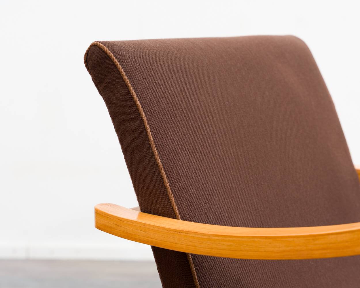 Cantilever armchair from the 1950s, in the style of Alvar Aalto.