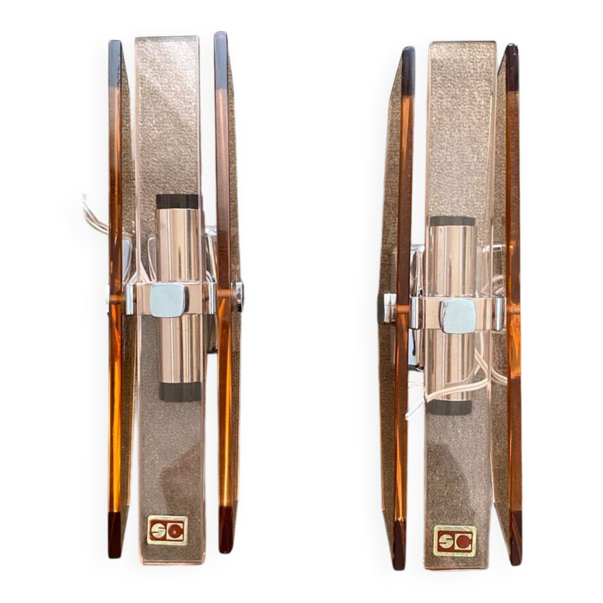 Pair of wall lights from the 1960s, Italy.