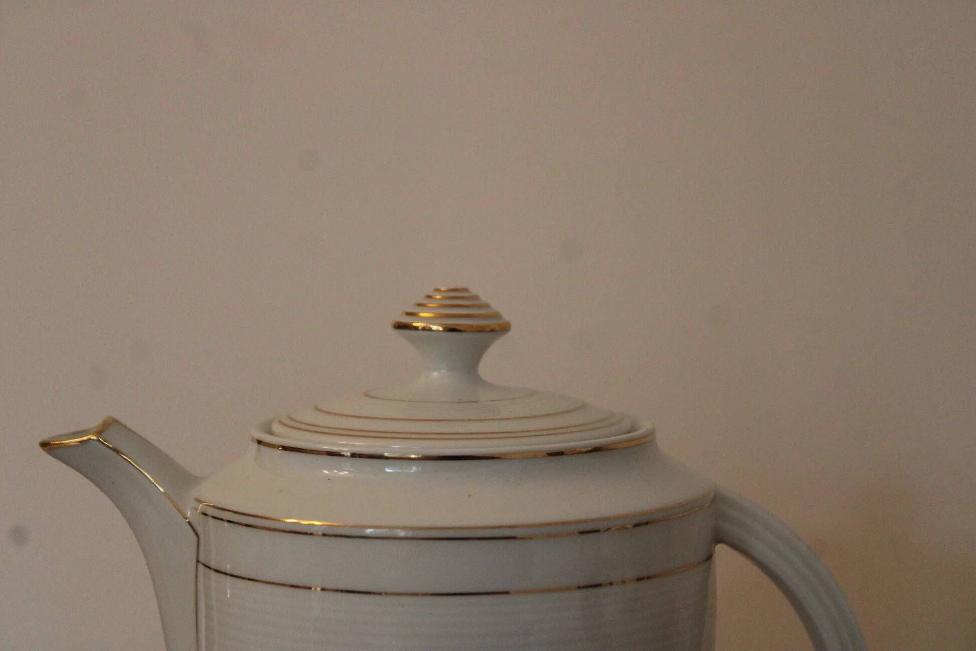 Vintage Art Deco coffee pot in Limoges porcelain by Charles Ahrenfeldt – gold trim.