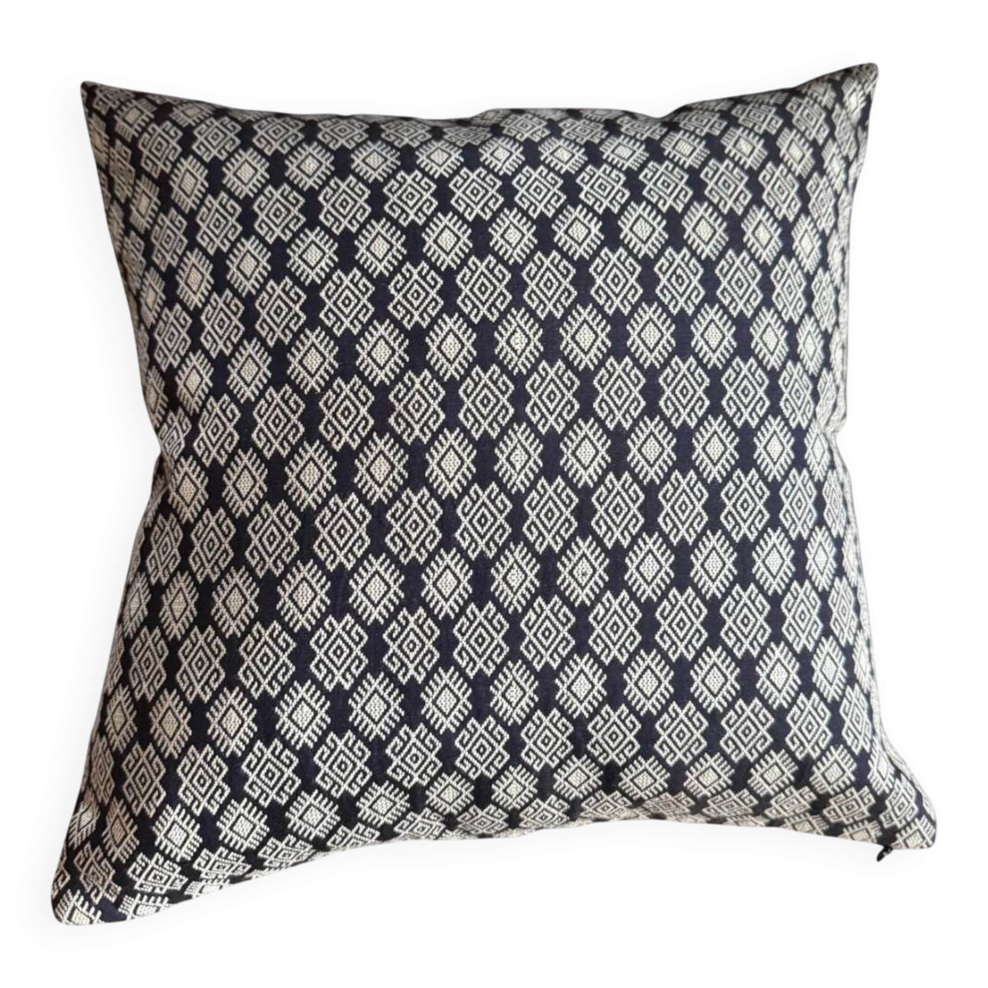 Navy blue and beige Kachin cushion cover (RIDA)
