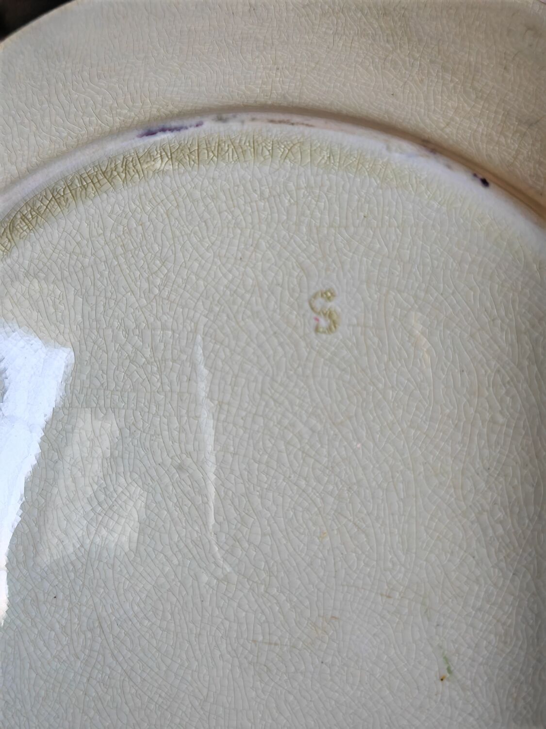 3 plates Sarreguemines in slip