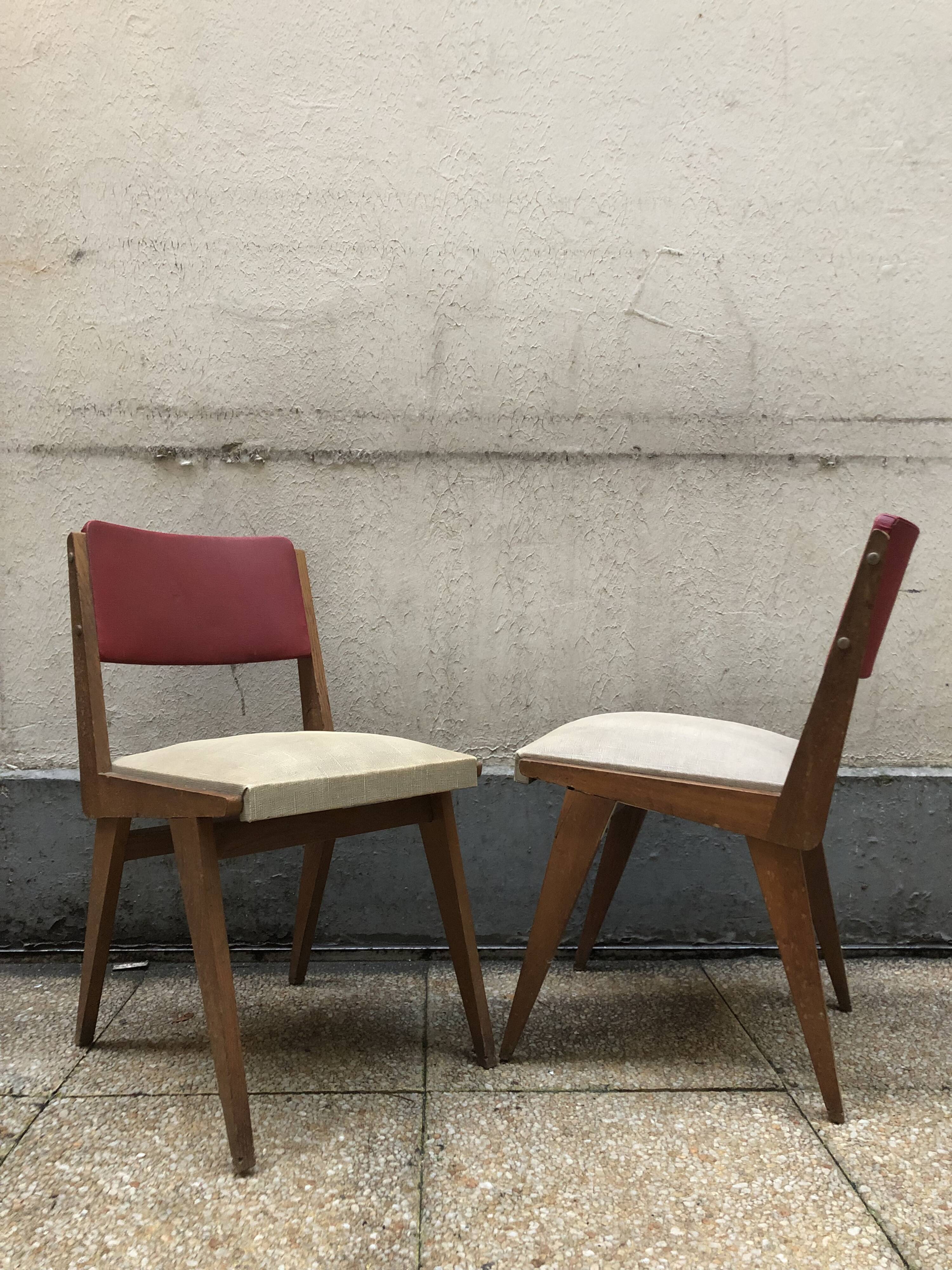 Lot de 2 chaises vintage bois et simili cuir