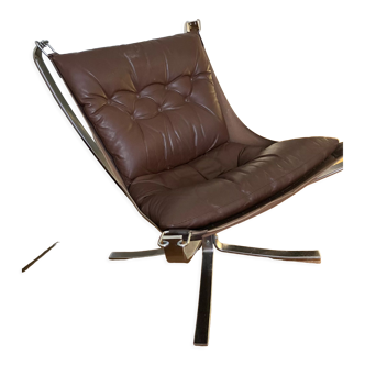 Fauteuil Falcon brown Sigurd Russel