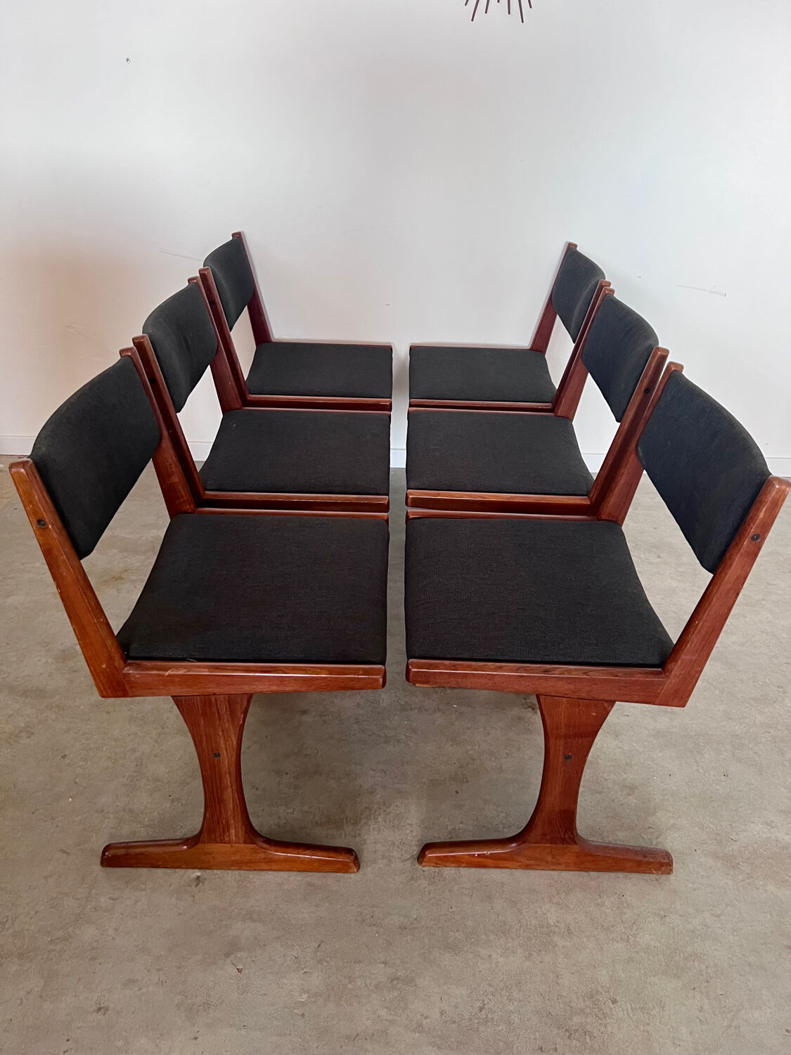 Set of 6 old Scandinavian chairs from the 60s, vintage teak