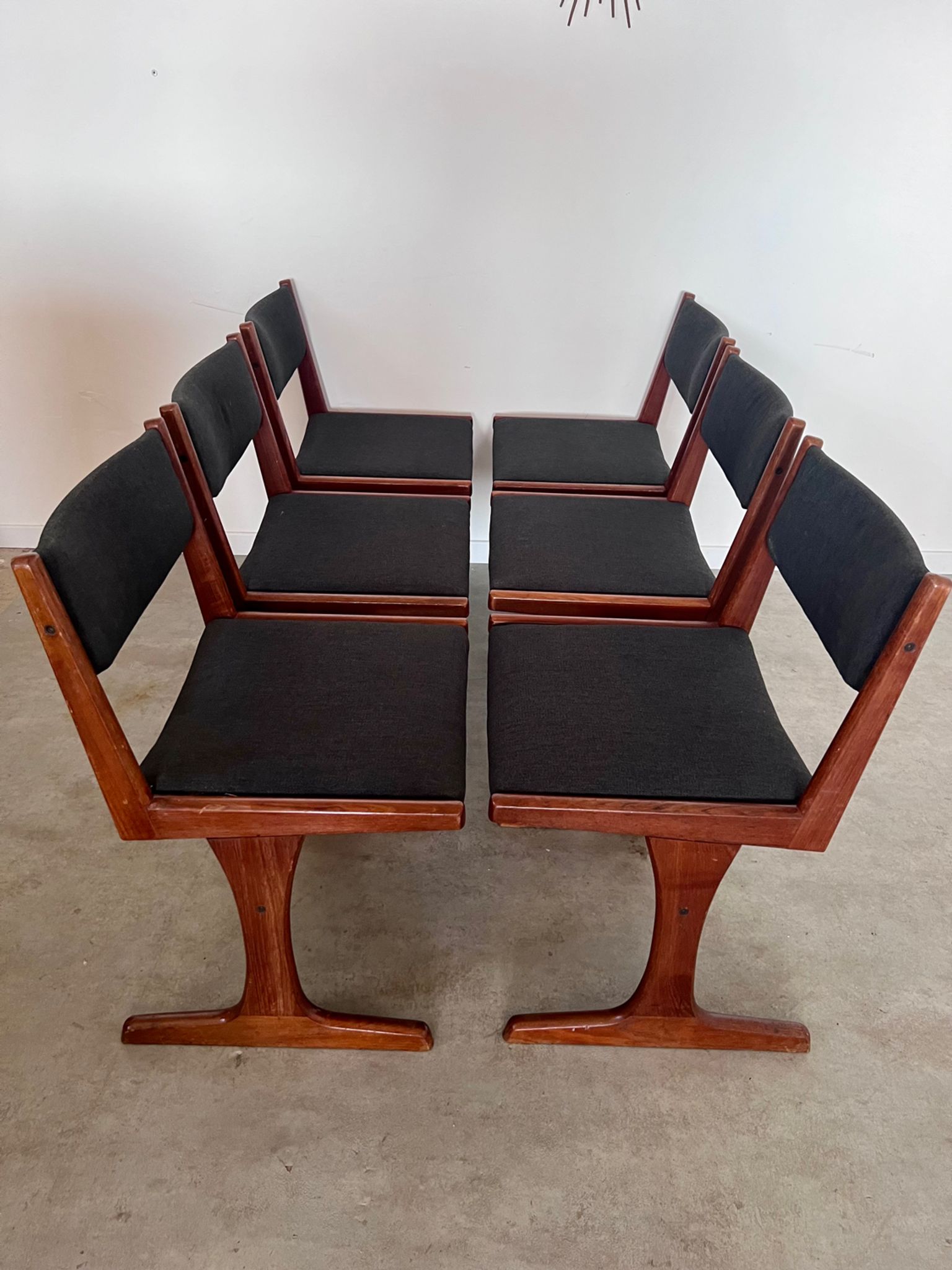 Set of 6 old Scandinavian chairs from the 60s, vintage teak