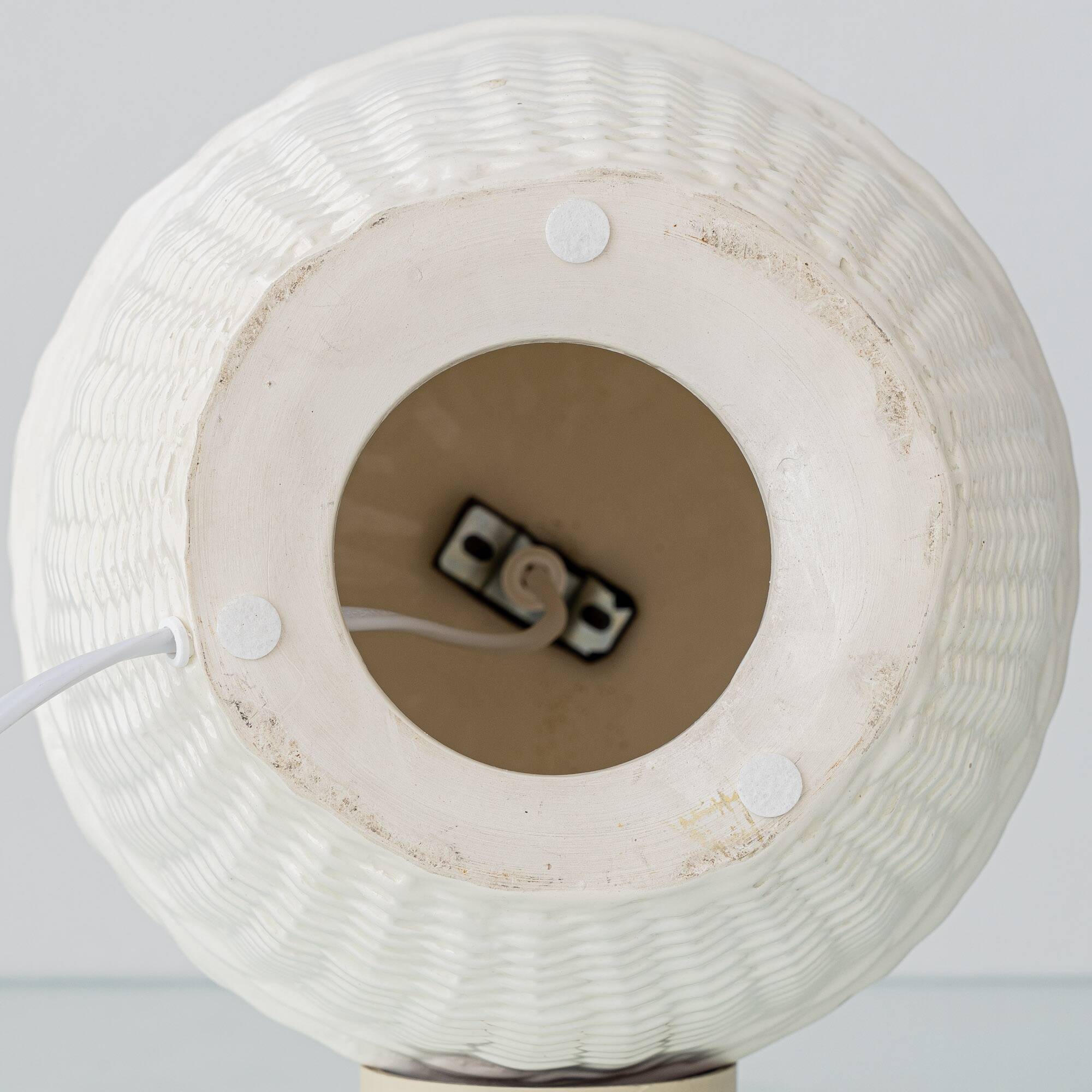 Pair of white ceramic table lamps with faux wicker texture, Spanish coastal design, 1970s