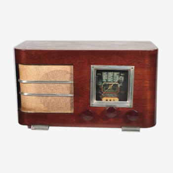 Vintage Bluetooth radio: French Designer – from 1947