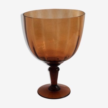 Vase en verre de couleur ambre