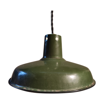 Suspension sheet enamelled green and white