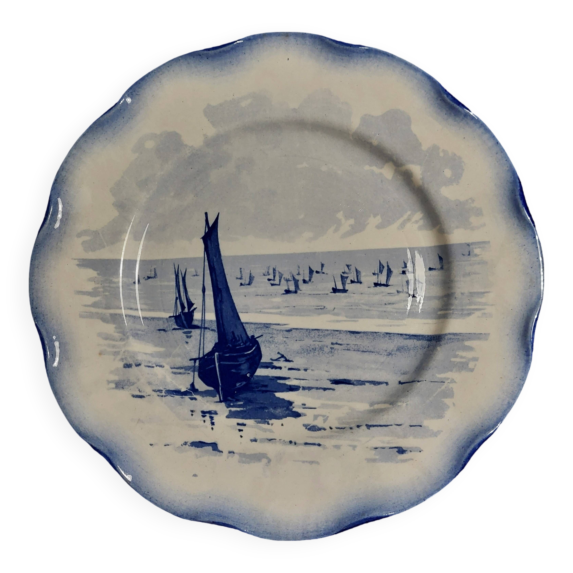 Sarreguemines earthenware plate with Marine decor late 19th century early 20th century