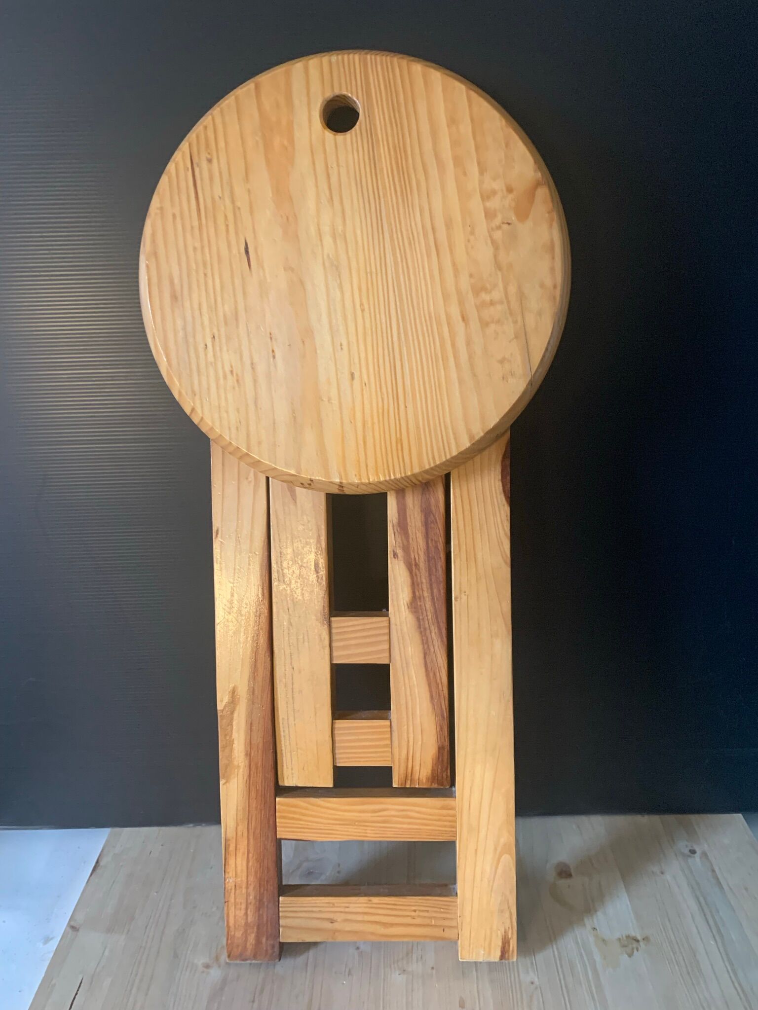 Folding stool