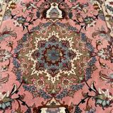Tapis persan tabriz en laine et soie fait sur soie 70 raj