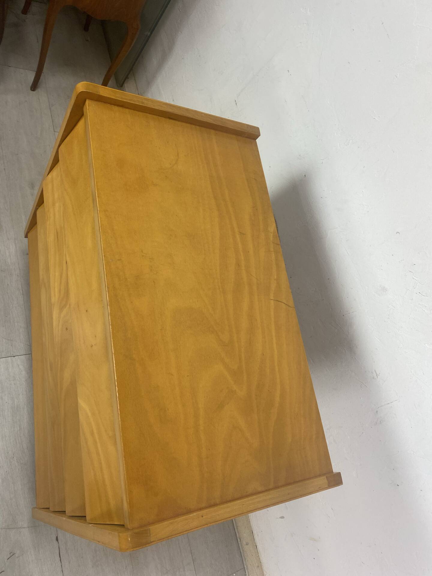 Vintage chest of drawers