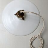 White opaline suspension