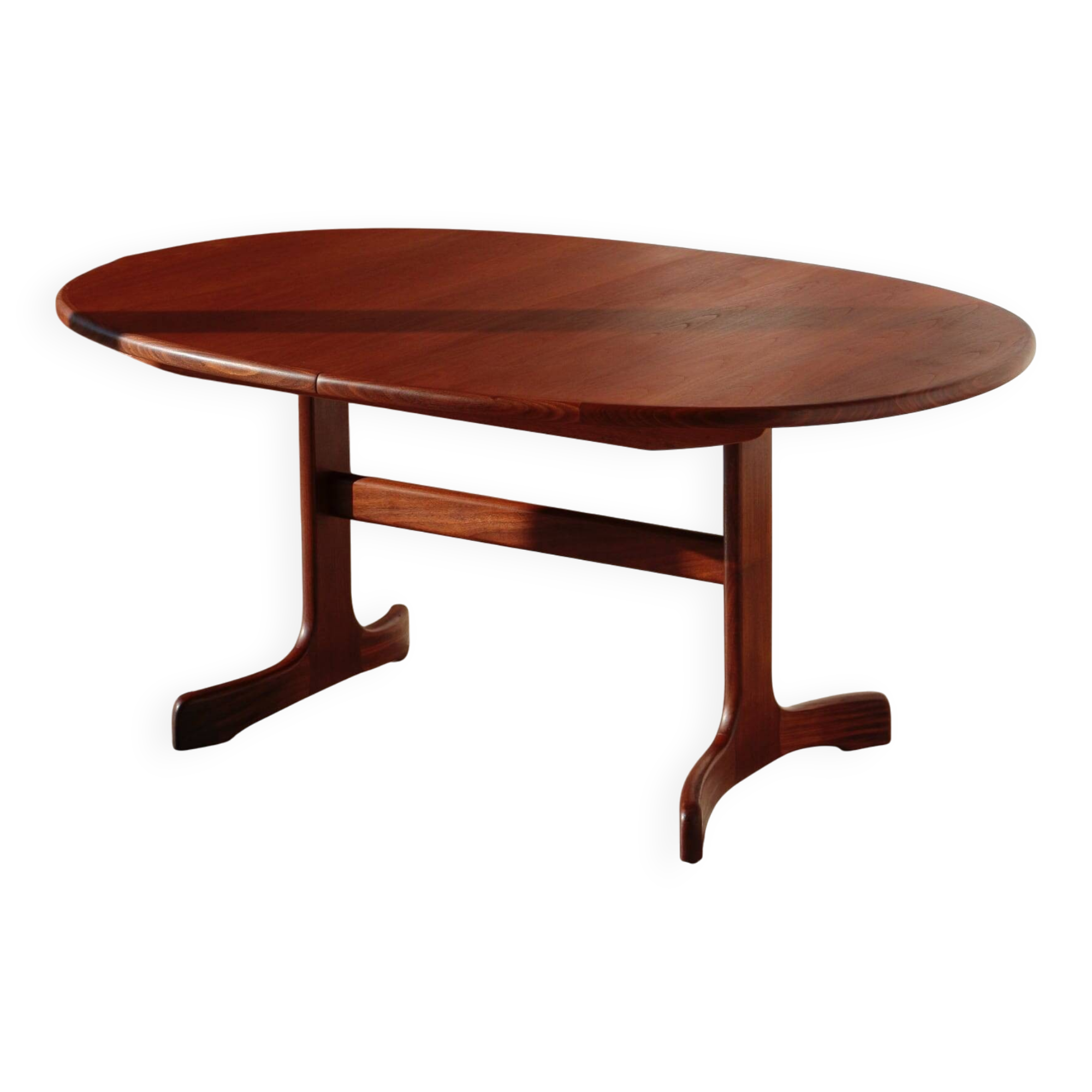 Oval dining table – 6 to 8 people – G Plan