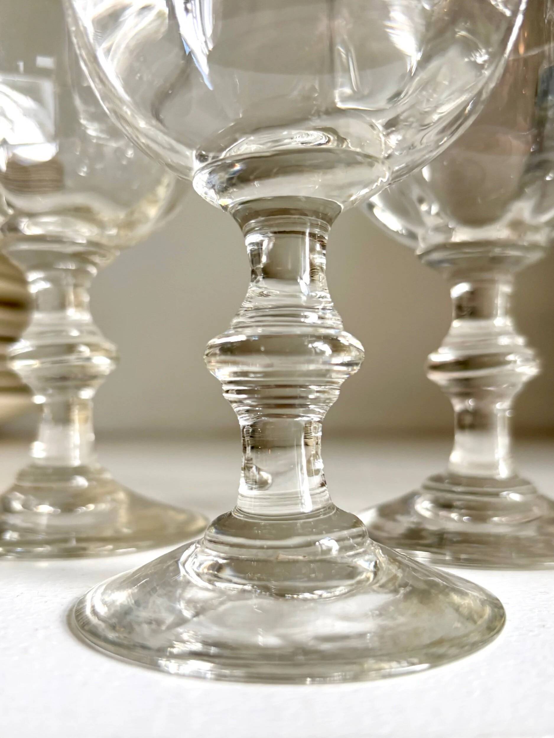 6 verres à pied en cristal soufflé à la main