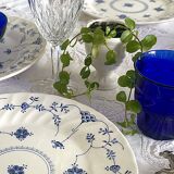 6 flat plates in English porcelain