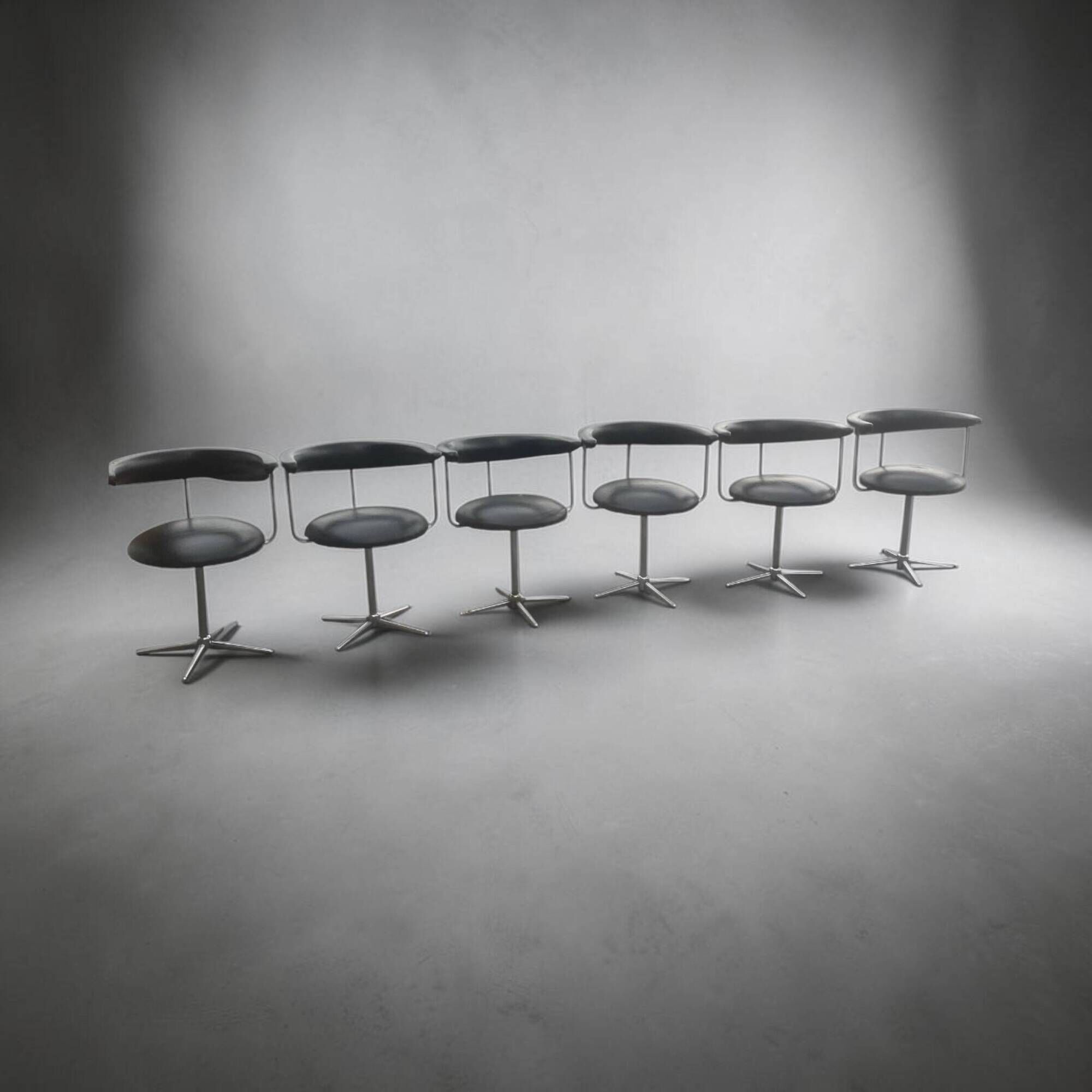 Set of 6 swivel chairs "Airport" (Model 037) by Geoffrey Harcourt