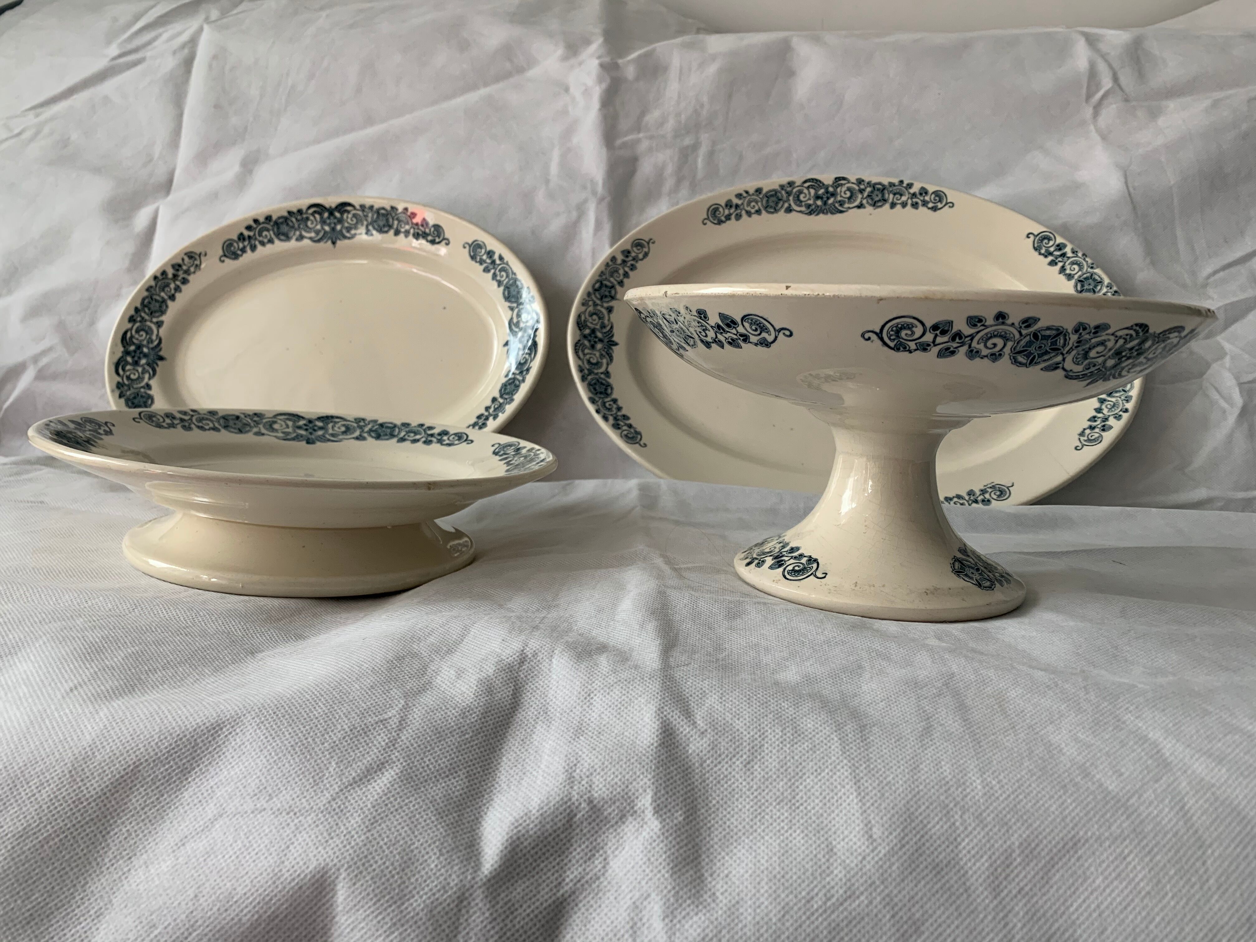 4 blue and white service dishes Alesia Longchamp Iron Land early 20th century