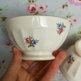 2 old Badonviller bowls to walk with vintage flowers