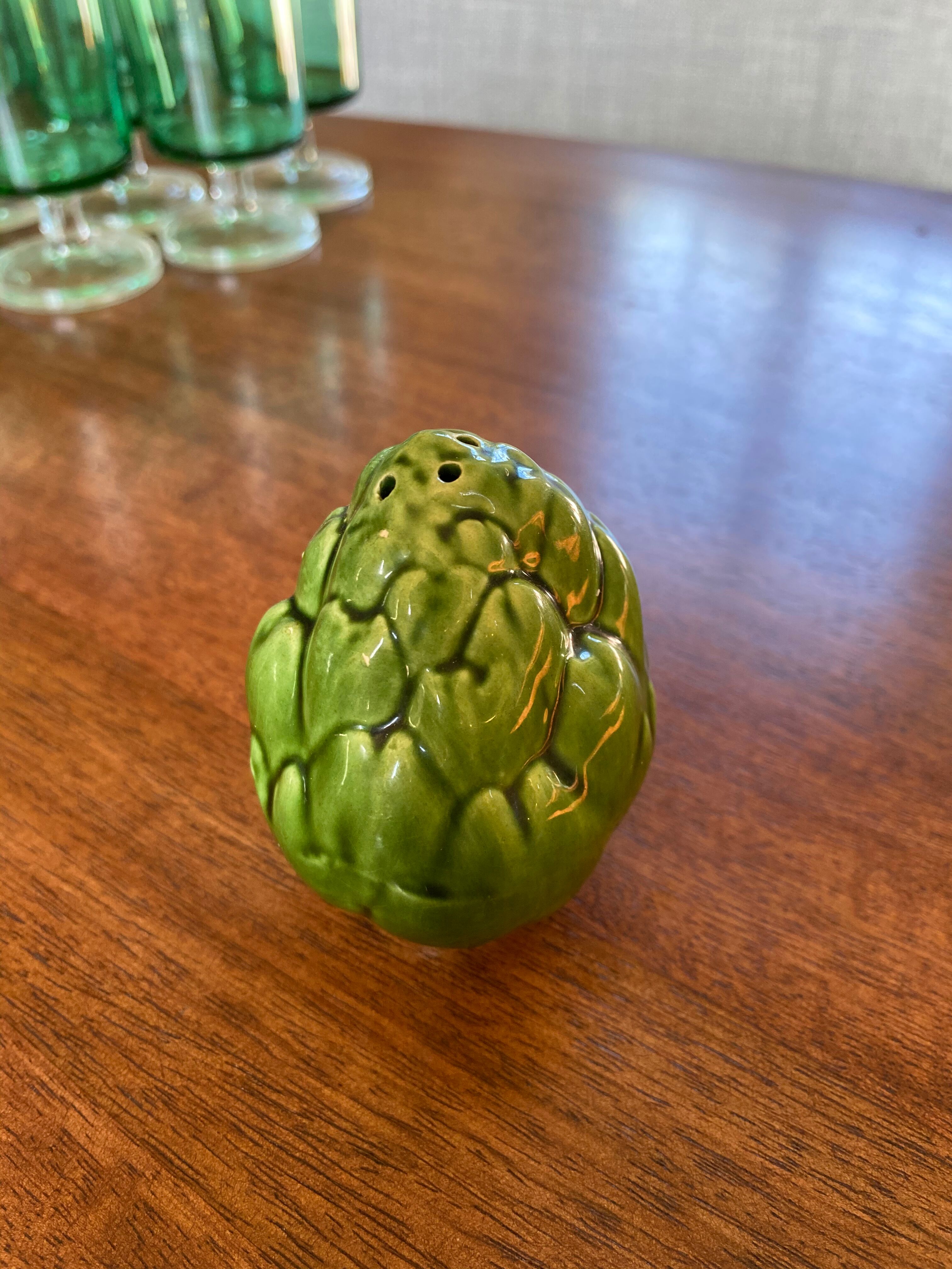 Porcelain artichoke sabbyer