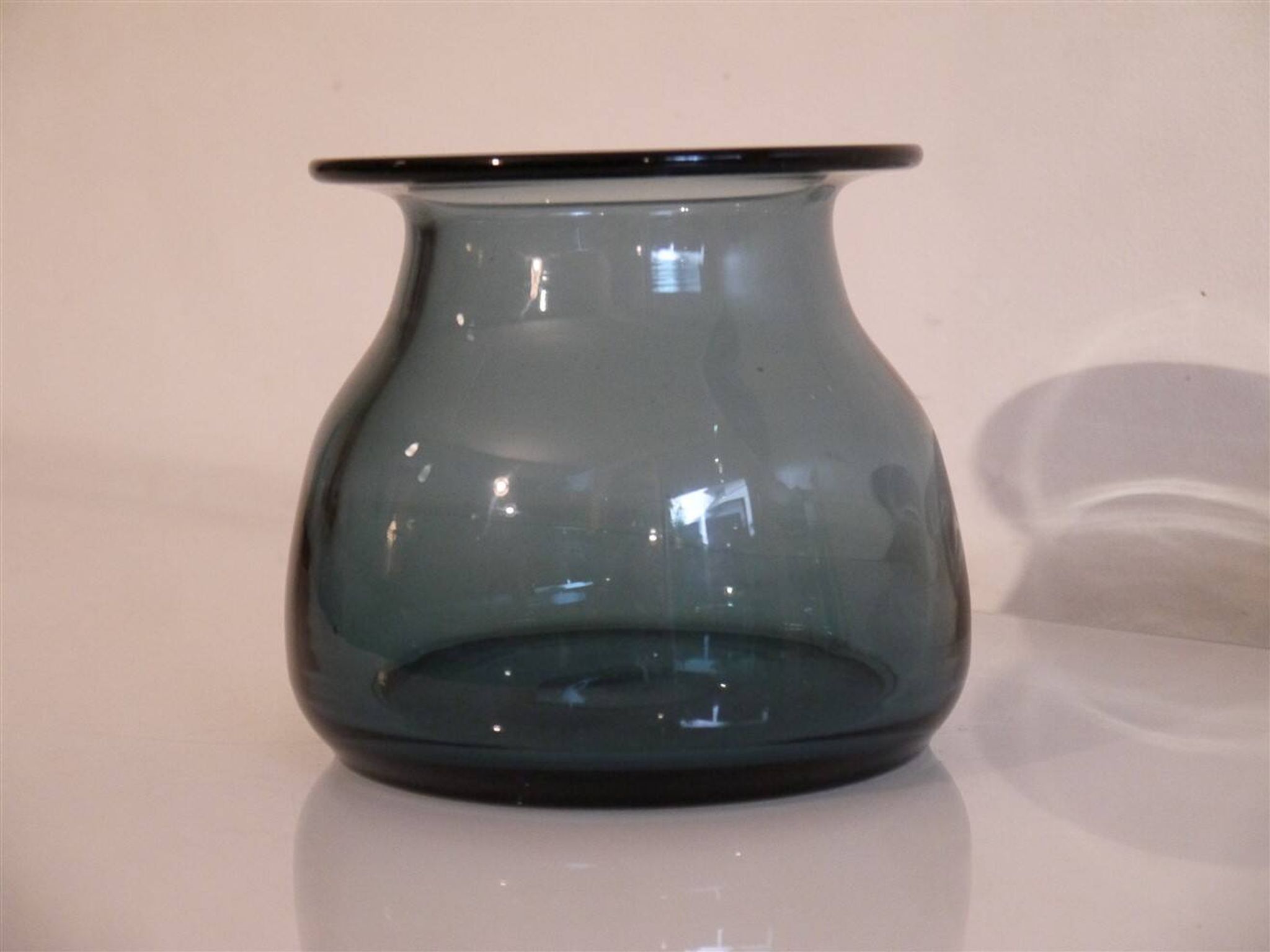 Vase finlandais en verre souflé 1970