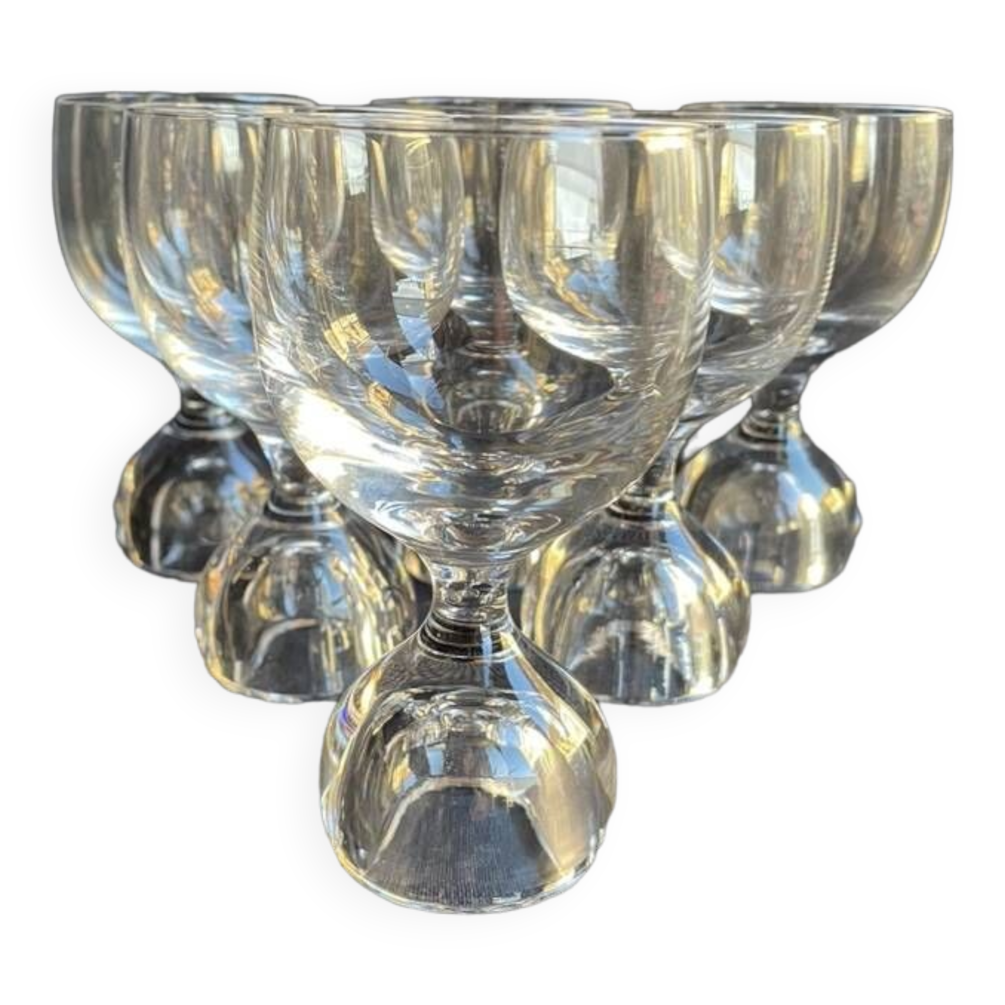 6 Crystal wine glasses – Hollow ball base