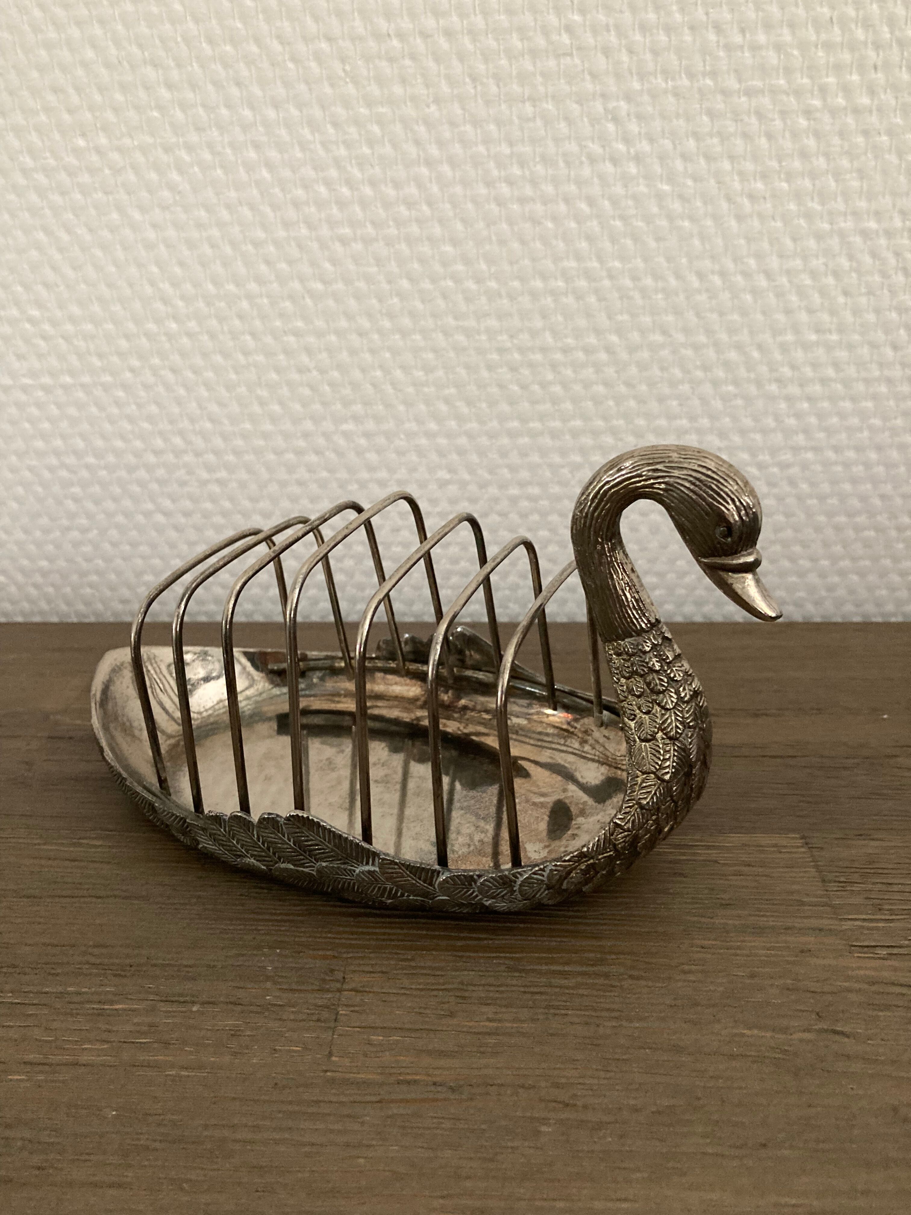Swan toast holder