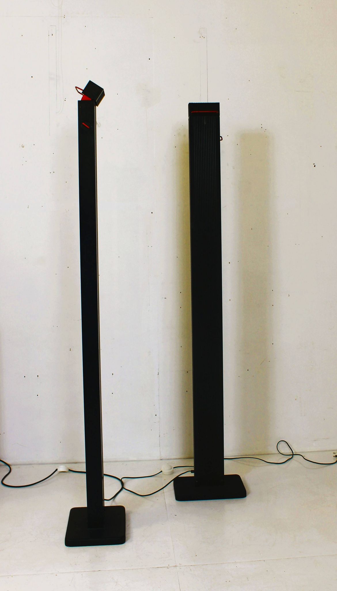 Pair of vintage Italian floor lamps "Zagar" by Silvio Carpani for Stil