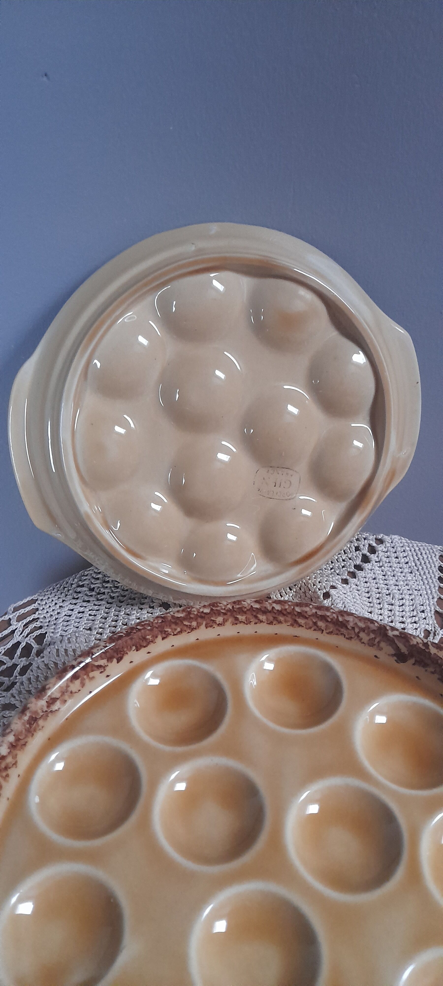 6 dishes/plates with snails, Gien factory