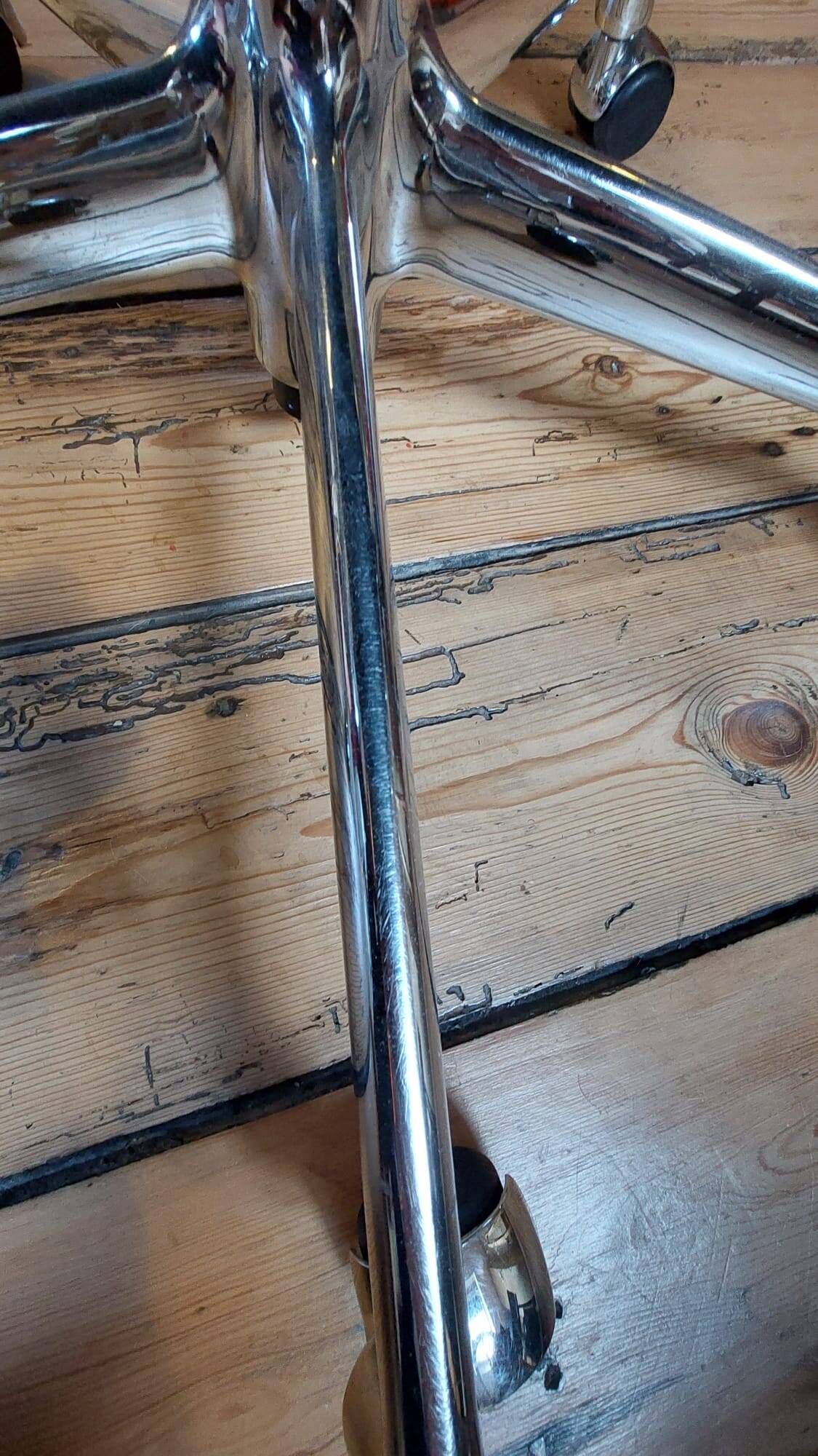 Designer office chair - Charles & Ray Eames - Vitra