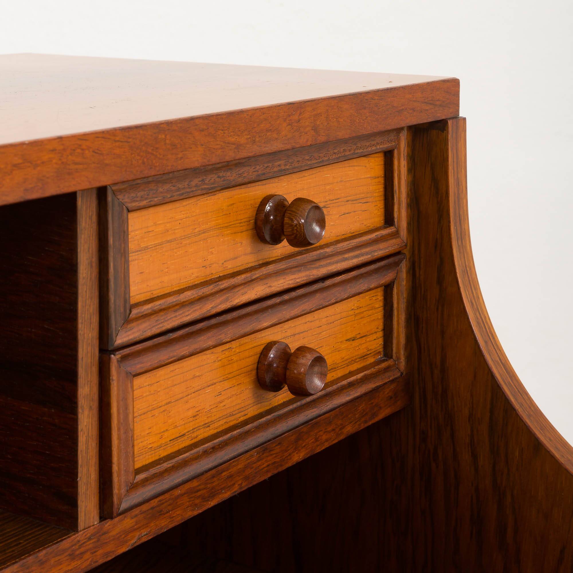 Bureau ou console en palissandre italien du milieu du siècle