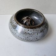 Speckled grey ceramic flowerpot vase Signed Gérald POTT (diameter 12