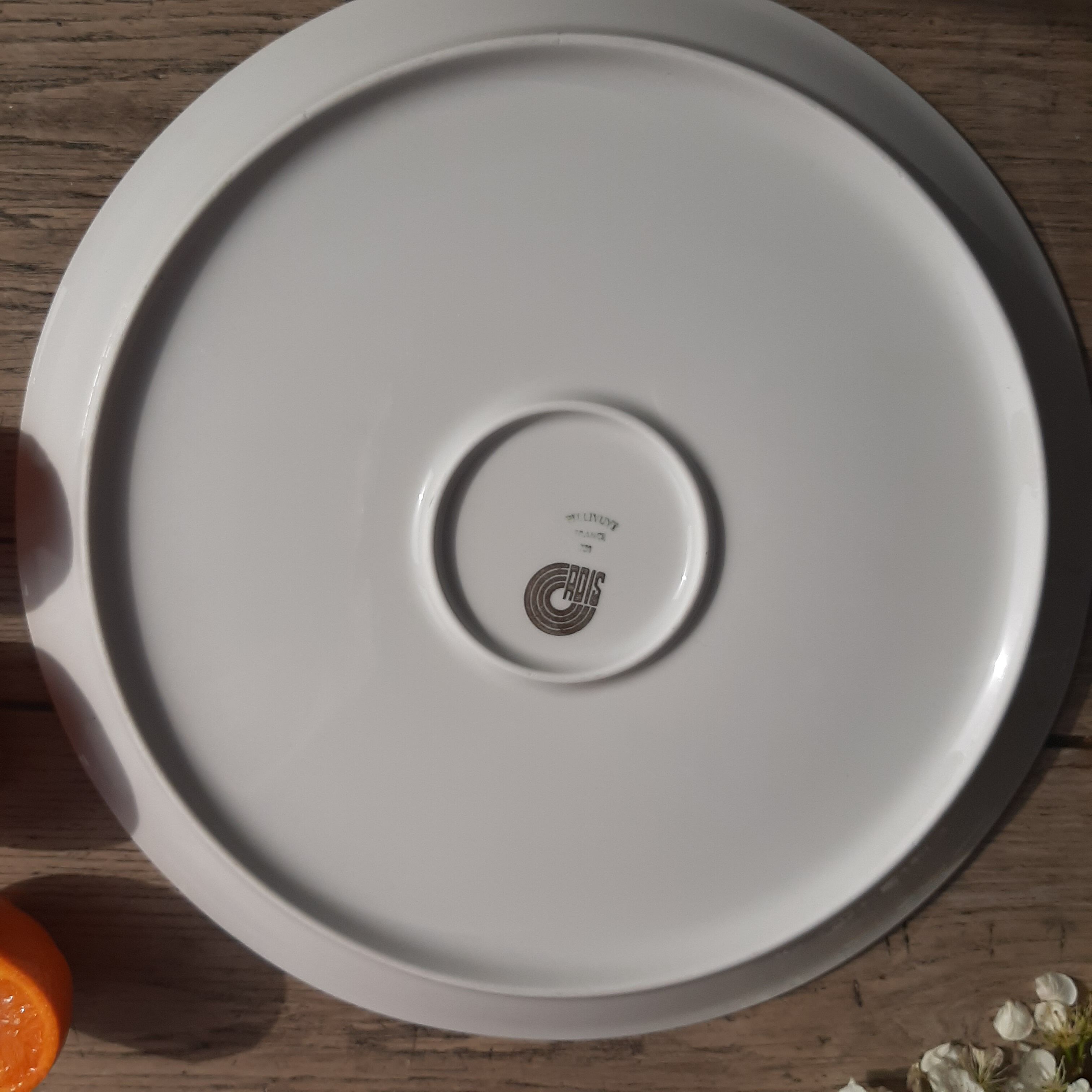 Plate presentation Pillivuyt orange flowers