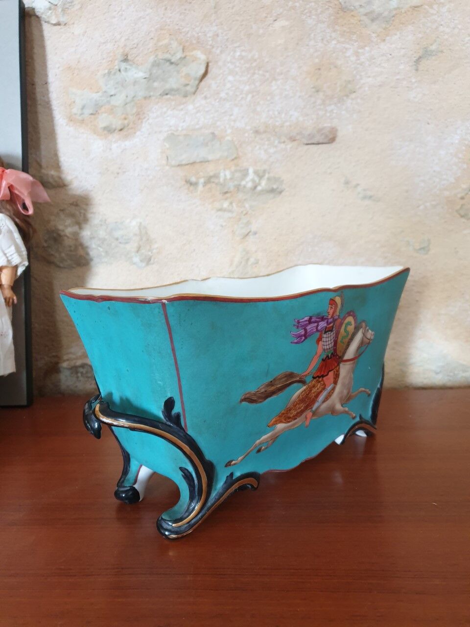 Old planter Table center