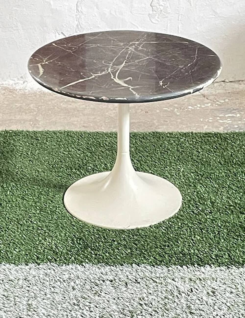 Rare "Tulip" style side table Ilse mid-century furniture