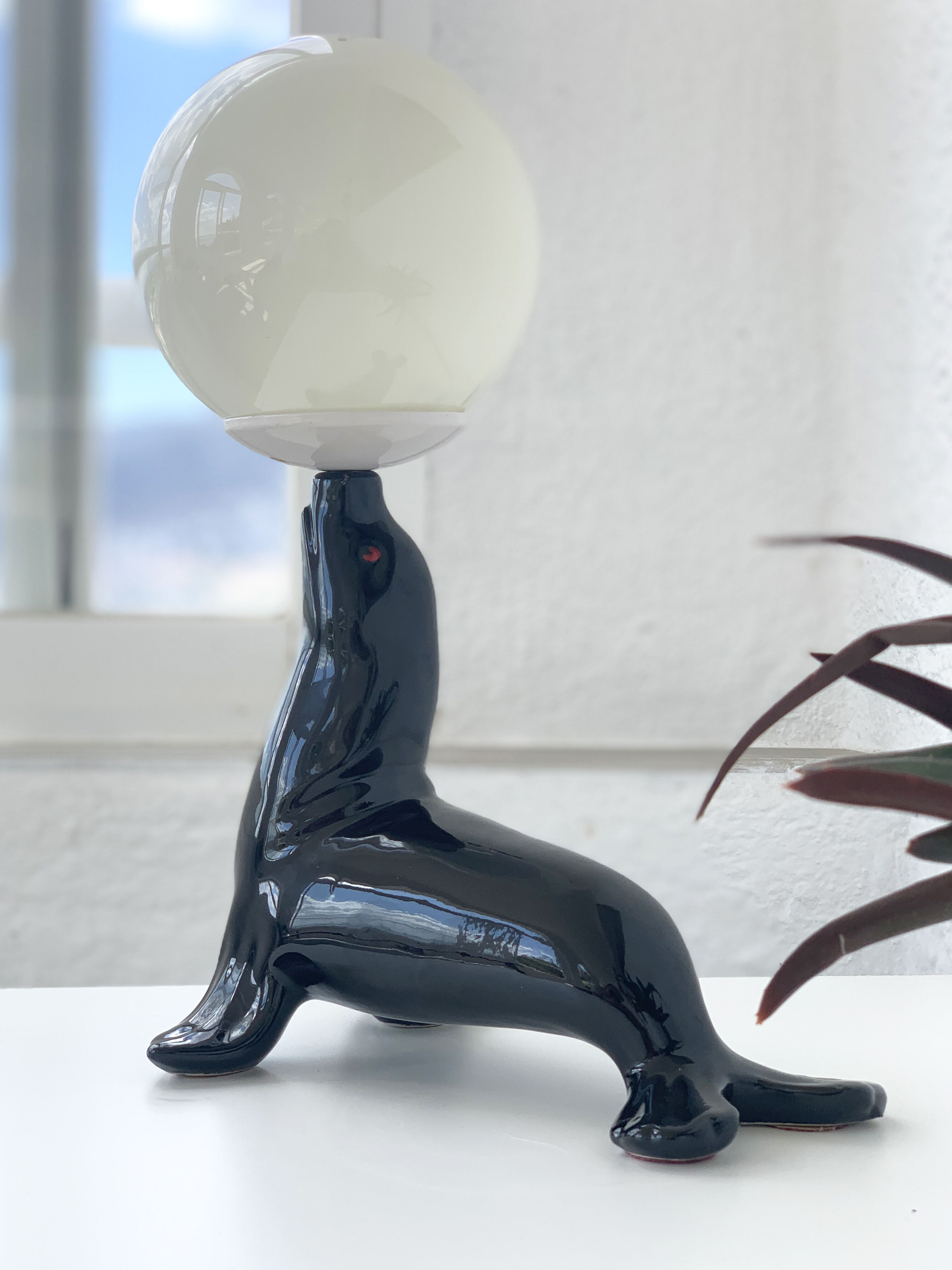 Seal lamp from the 60/70