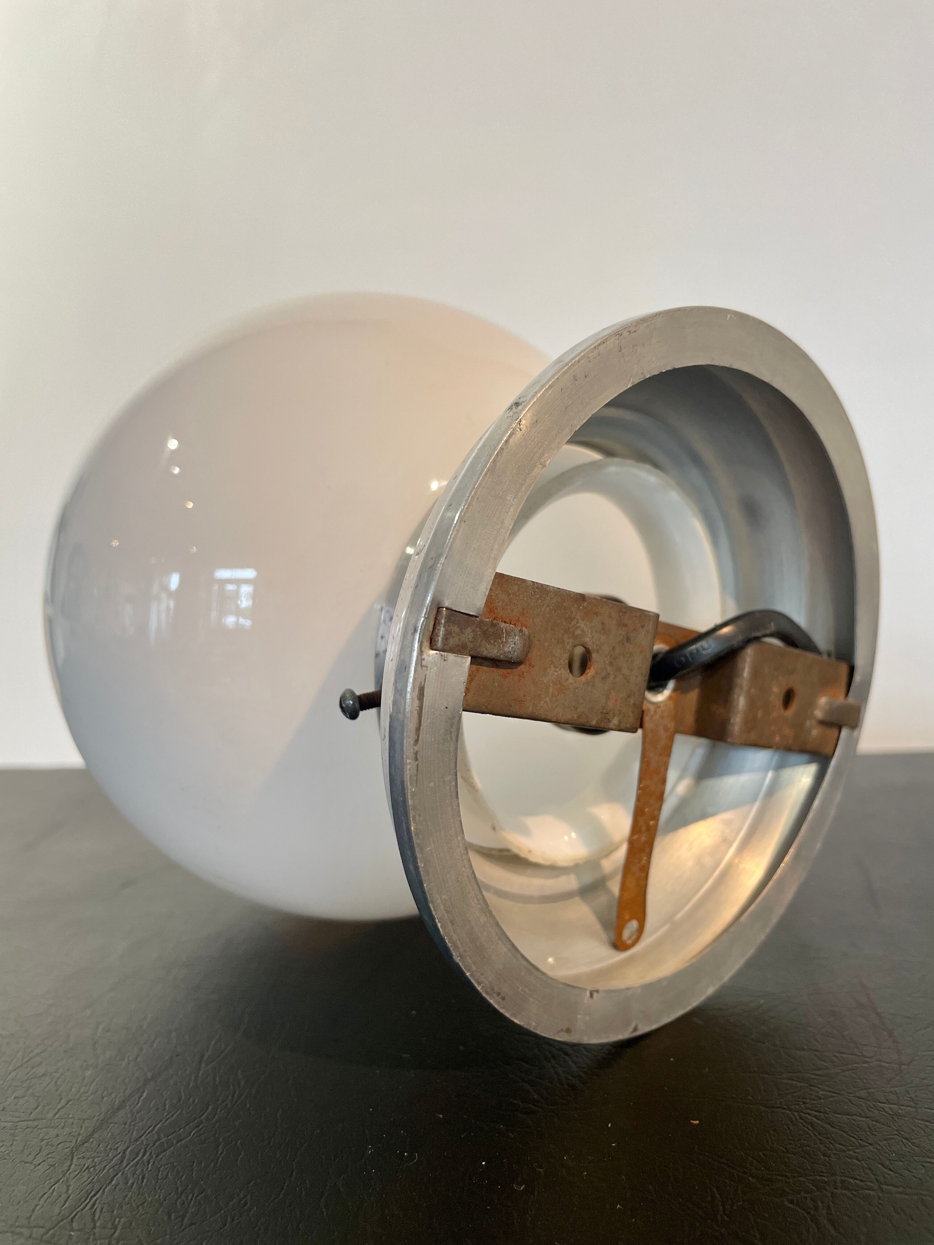 Lampe boule vintage à poser