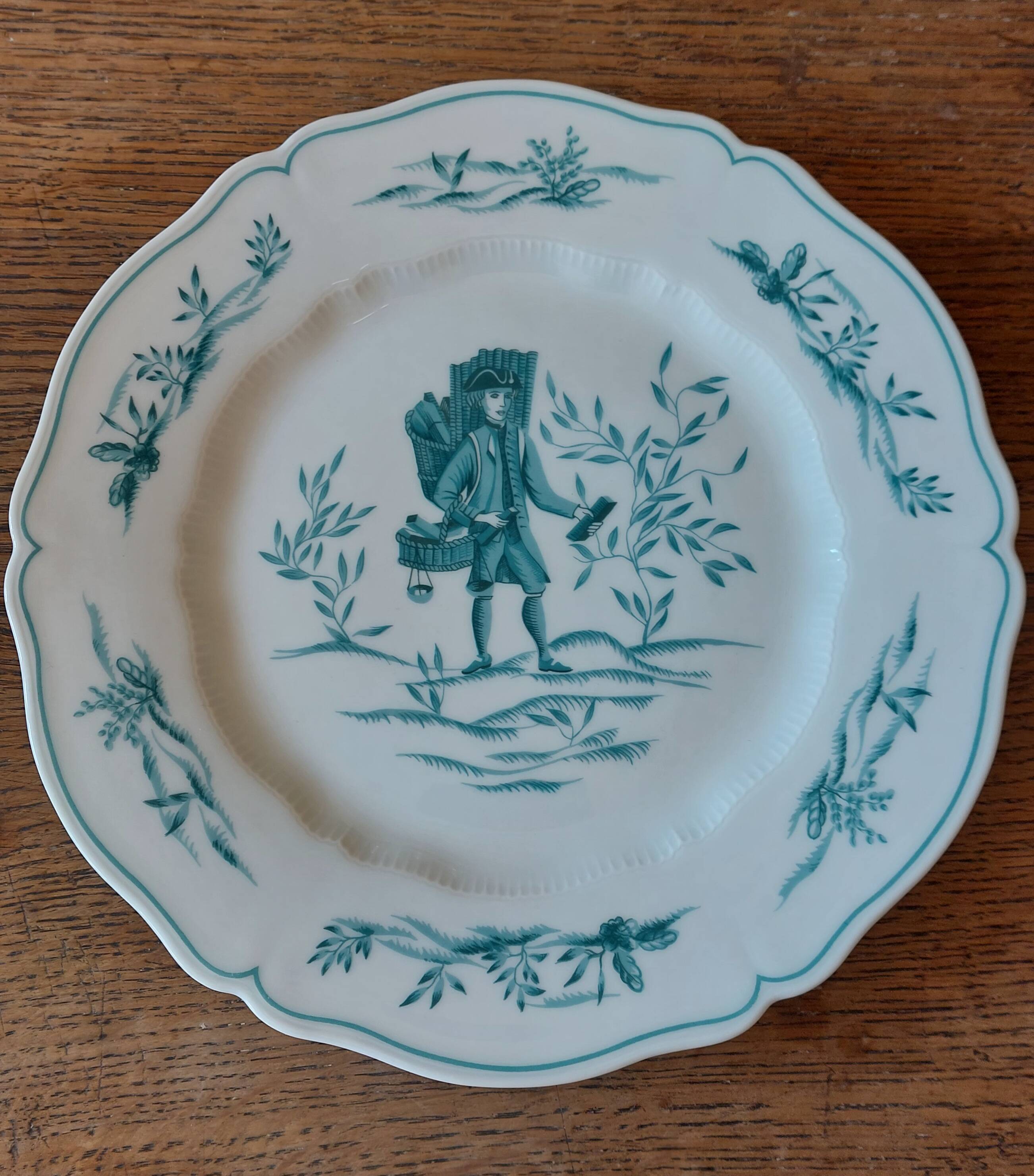 Suite de 6 assiettes Haviland Les Islettes