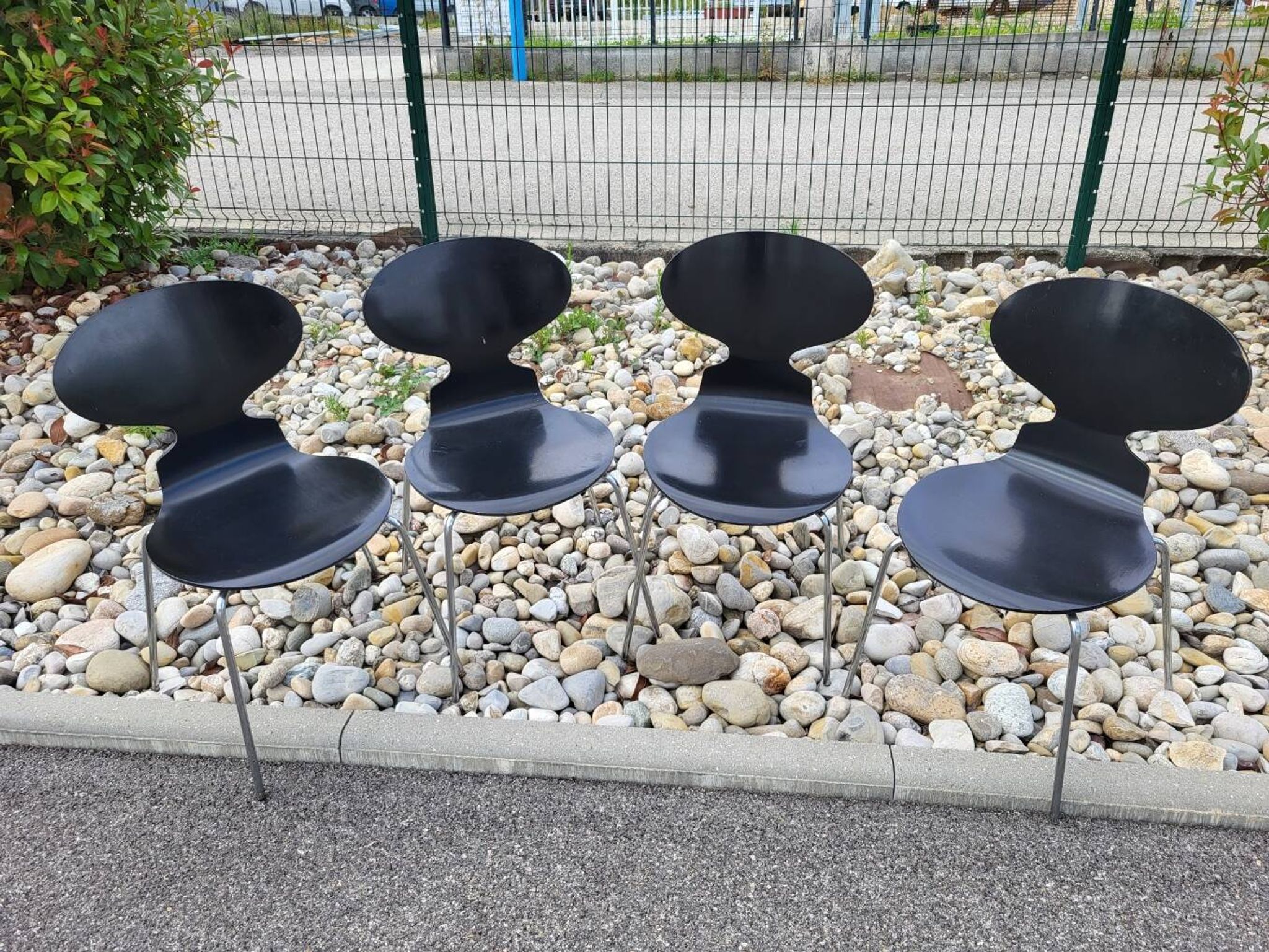 Ensemble chaise Fourmi  Arne Jacobsen par Fritz Hansen ( lot de 4)