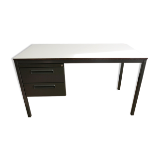 Bureau industriel Van Blerk en acier et formica