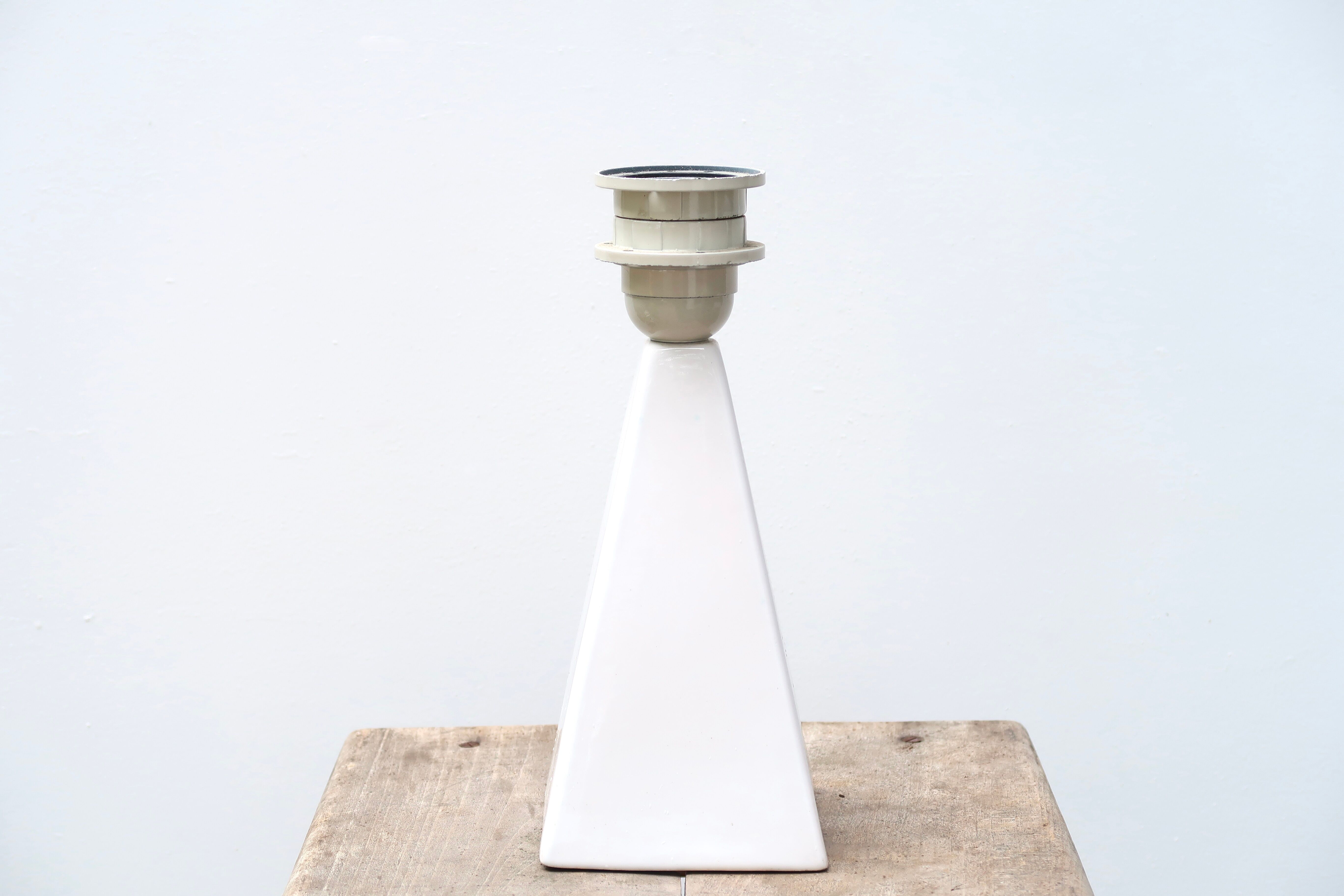 Brussels porcelain pyramid lamp, 80s