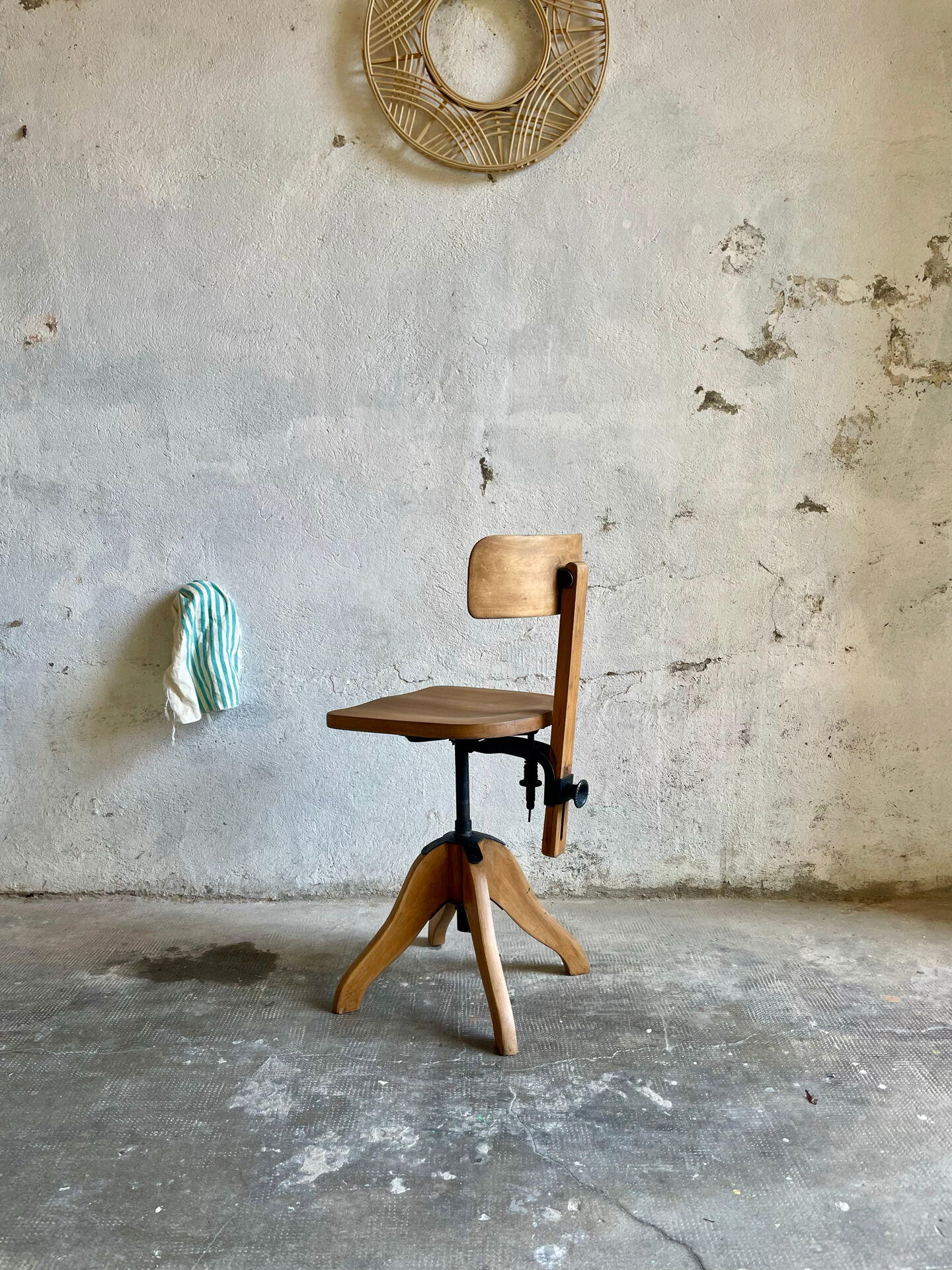 Vintage workshop office chair wood - Albert Stoll Federdreh – 1950s