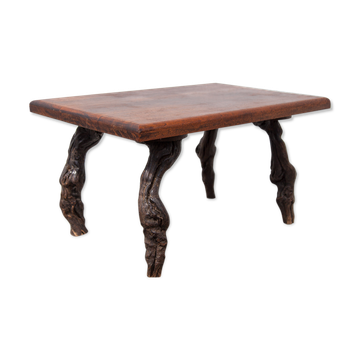 Coffee table vines and vintage wood